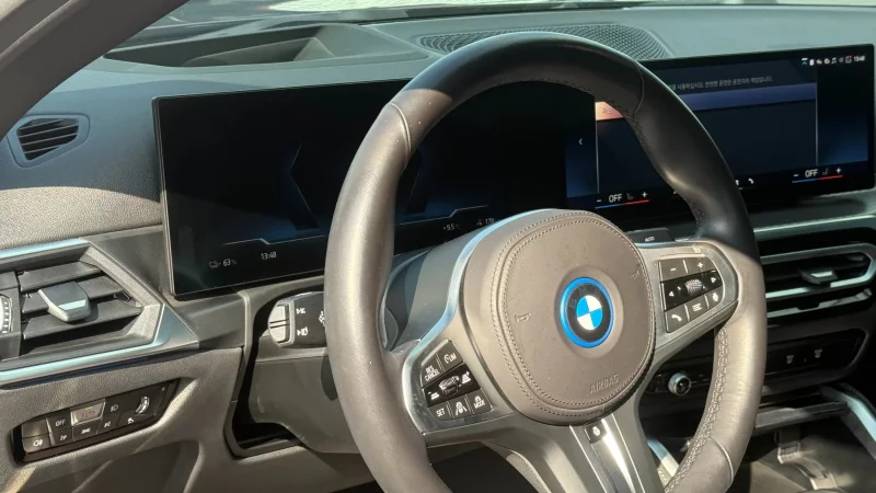 BMW i4