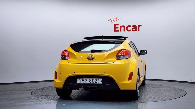Hyundai Veloster