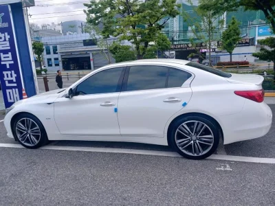 Infiniti Q50