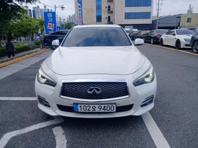 Infiniti Q50