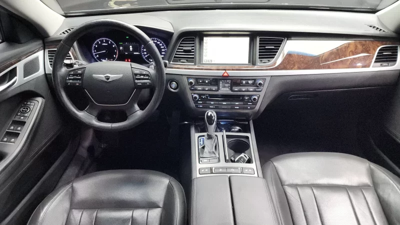 Hyundai Genesis