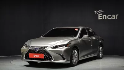 Lexus ES300h