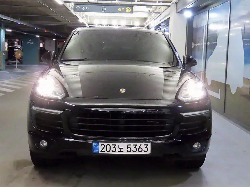 Porsche CAYENNE