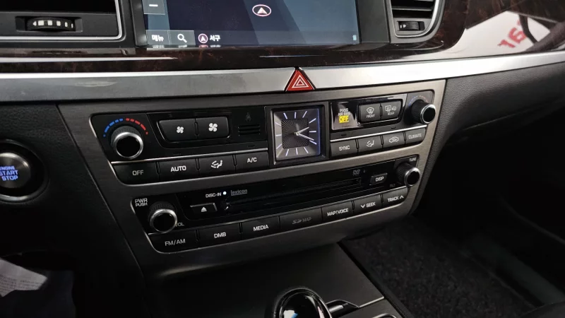 Hyundai Genesis