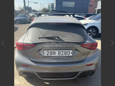 Infiniti Q30