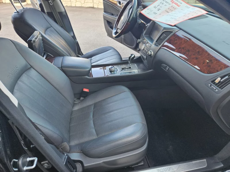 Hyundai Equus