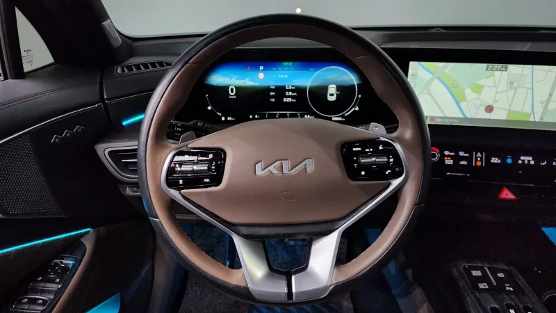 Kia K8