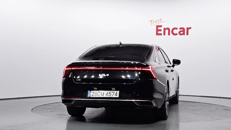 Kia K8