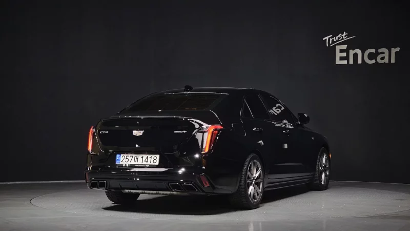 Cadillac CT4