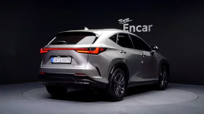 Lexus NX450h+
