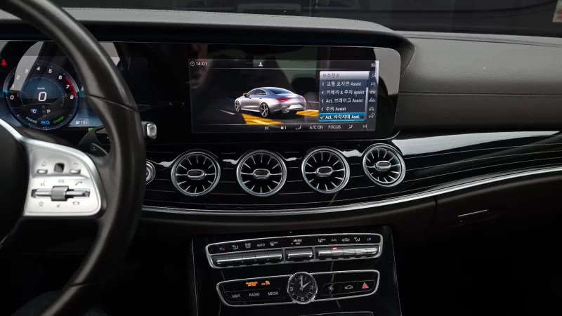 Mercedes-Benz CLS-Class