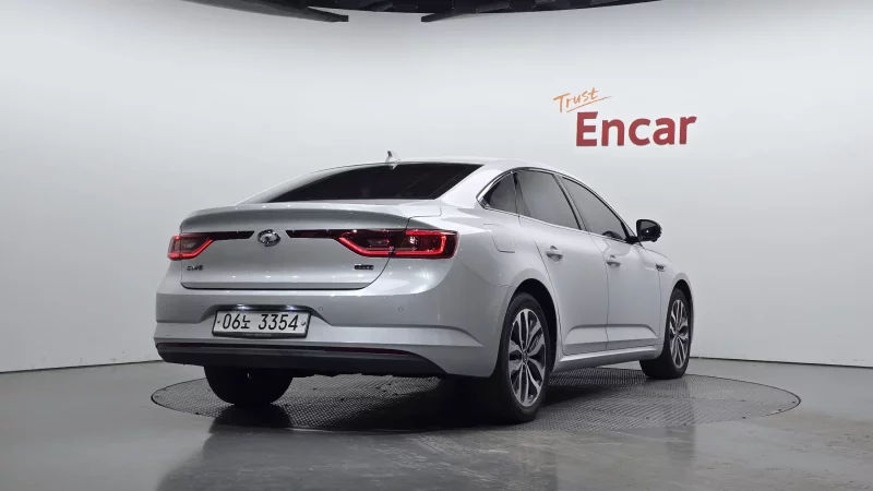 Renault Samsung SM6