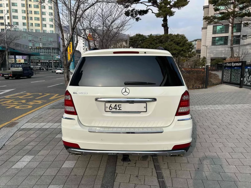 Mercedes-Benz GL-Class