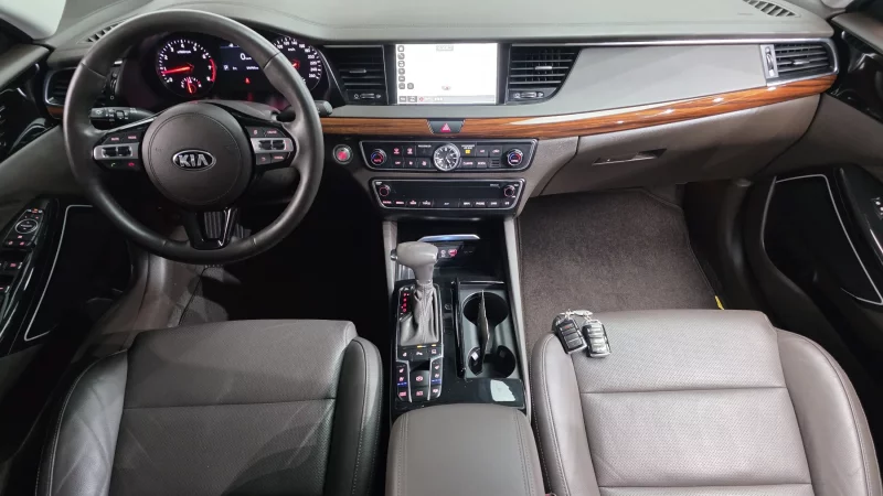 Kia K7