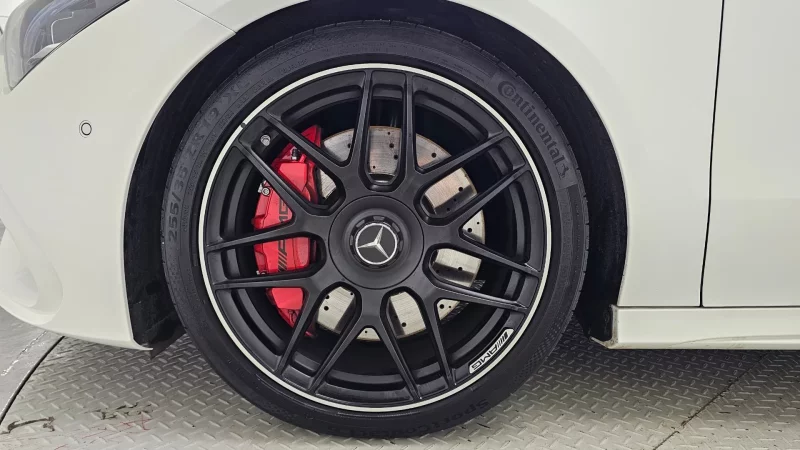 Mercedes-Benz CLA-Class