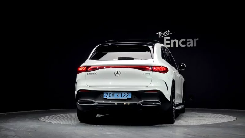 Mercedes-Benz EQE