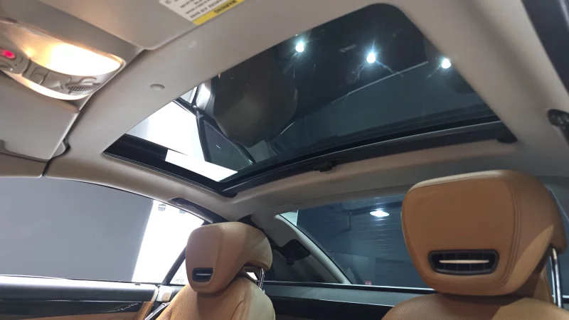 Mercedes-Benz SL-Class