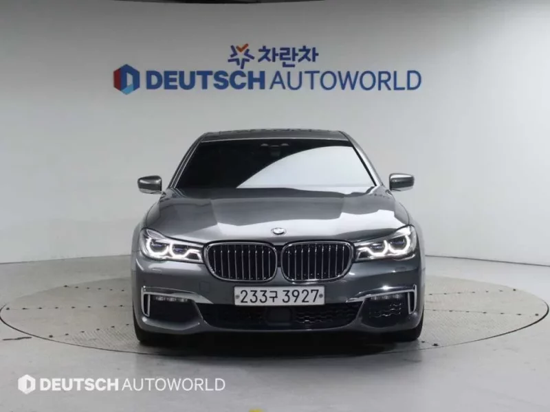 BMW 7-Series