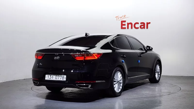 Kia K7