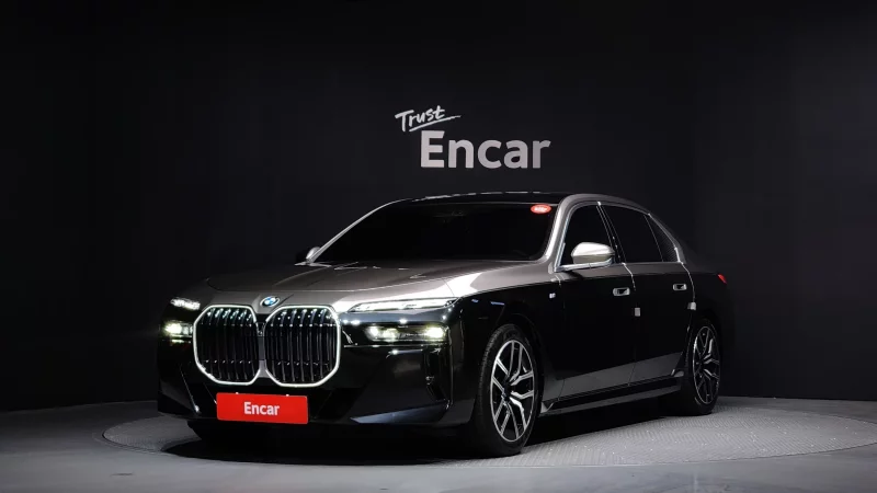 BMW 7-Series