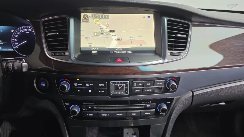 Hyundai Equus