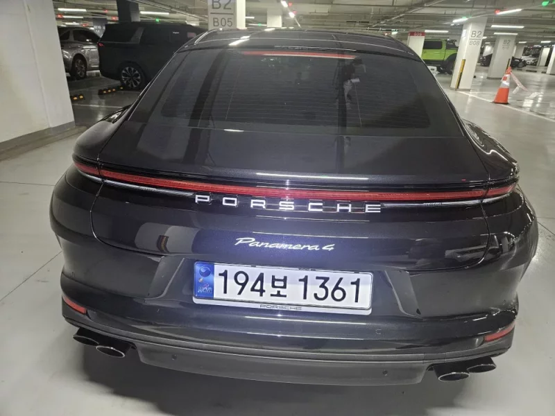 Porsche PANAMERA