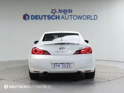 Infiniti G37