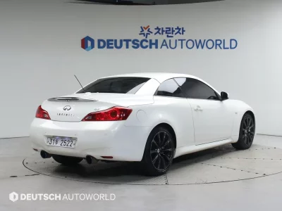 Infiniti G37