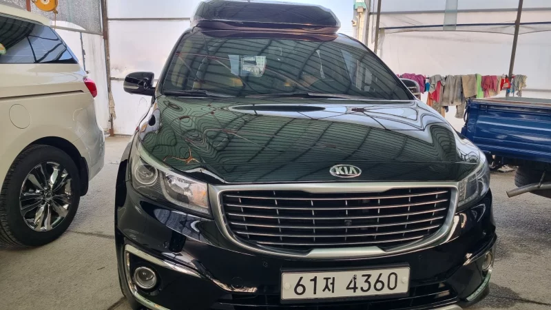 Kia Carnival