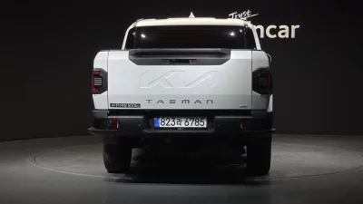 Kia Tasman
