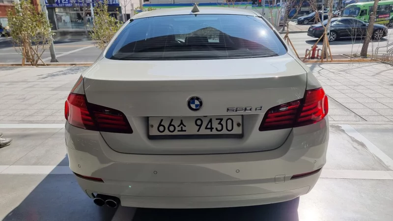 BMW 5-Series