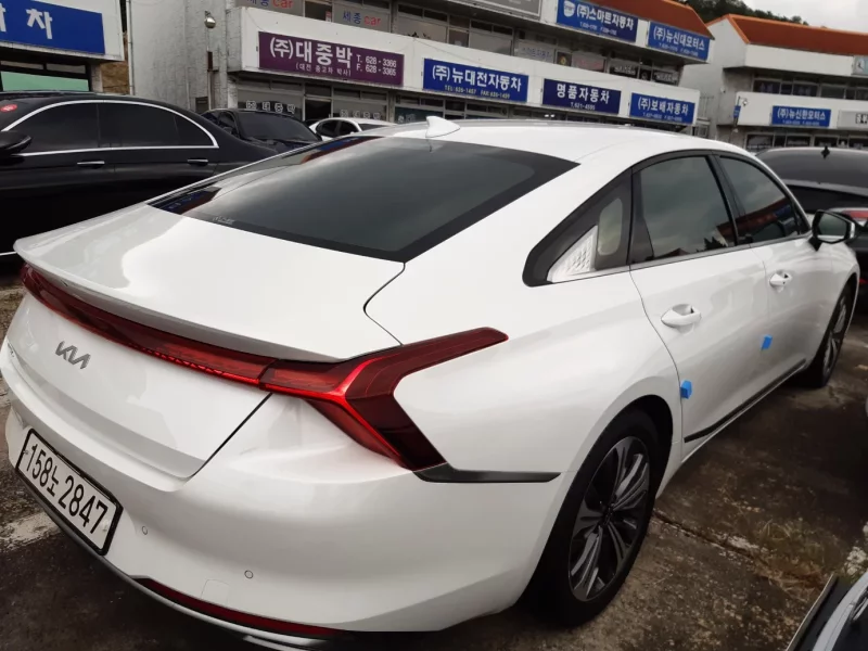 Kia K8