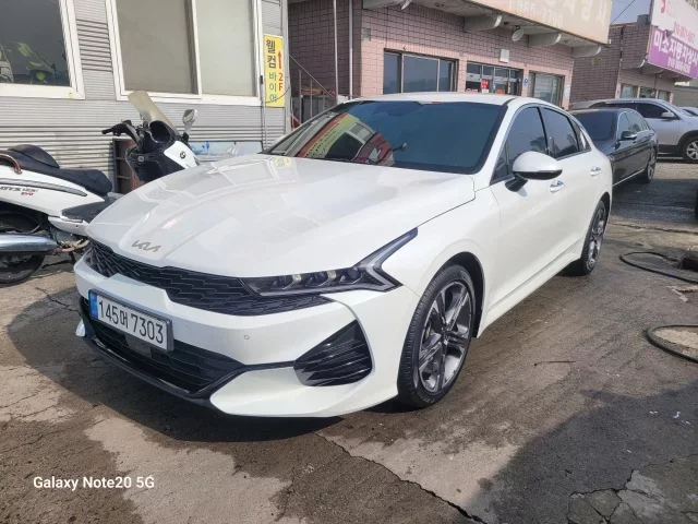 Kia K5