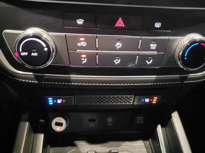 SsangYong Rexton Sports Khan