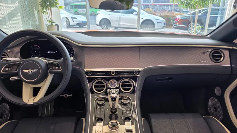 Bentley Continental GT