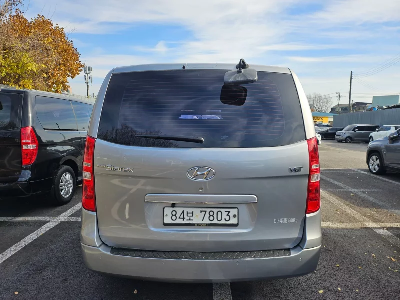 Hyundai Grand Starex