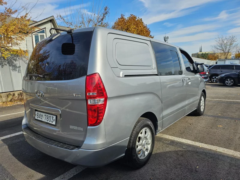 Hyundai Grand Starex