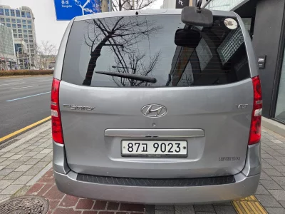 Hyundai Starex