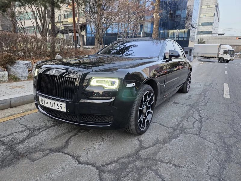 Rolls-Royce GHOST