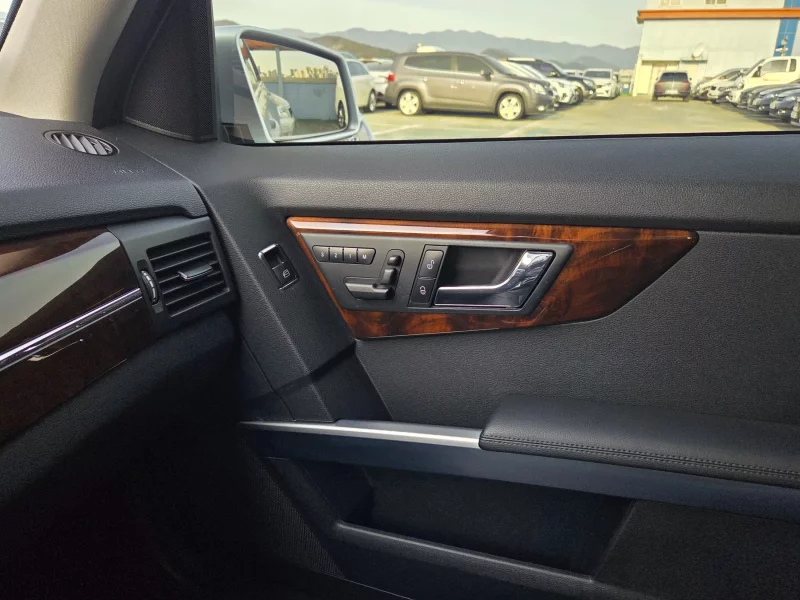 Mercedes-Benz GLK-Class