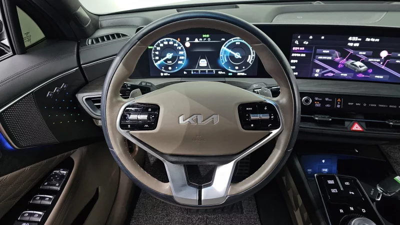 Kia K8