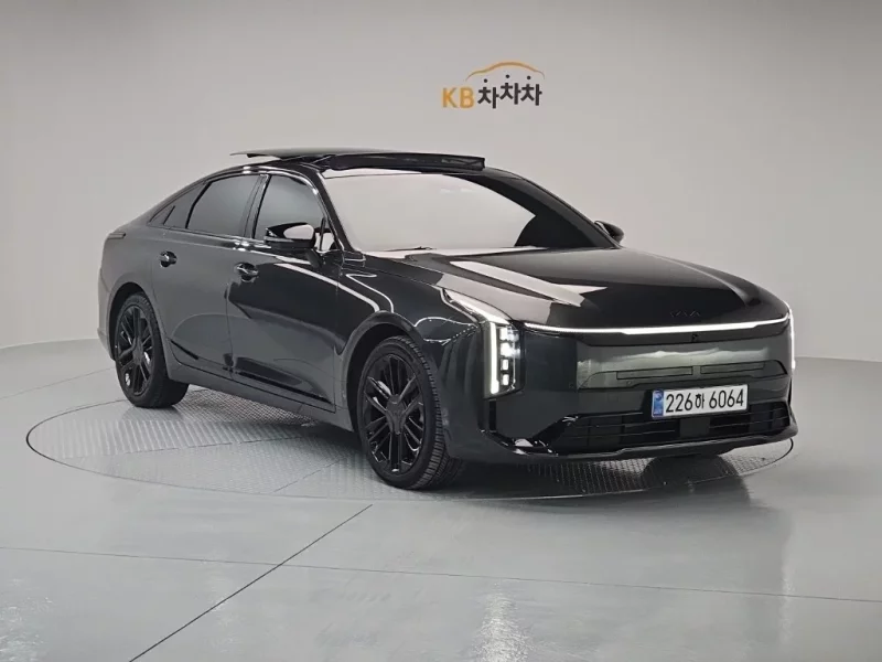 Kia K8