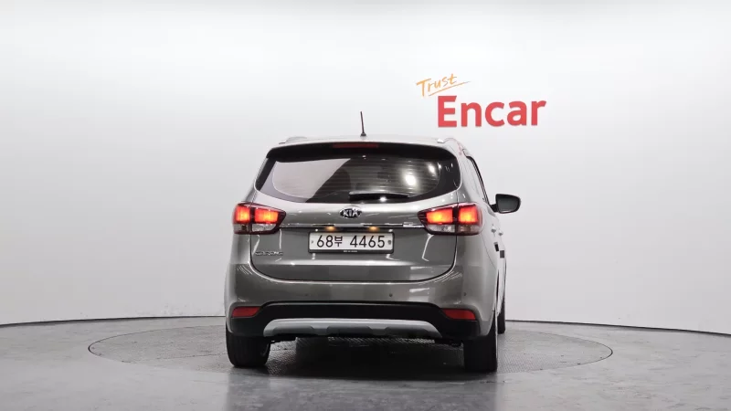 Kia Carens