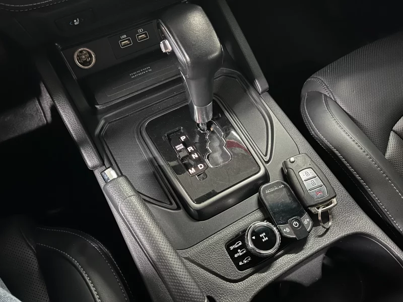 SsangYong Rexton Sports Khan