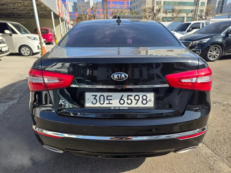 Kia K7