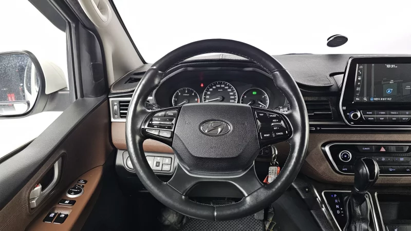 Hyundai Grand Starex