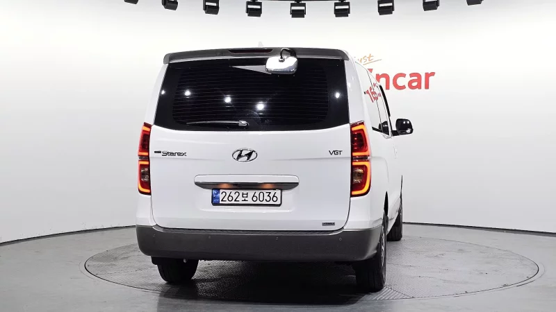 Hyundai Grand Starex