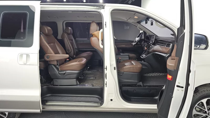 Hyundai Grand Starex