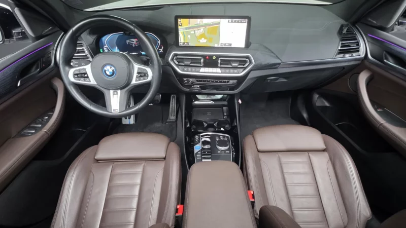 BMW iX3