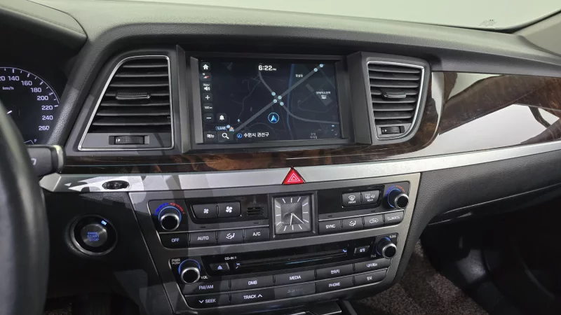 Hyundai Genesis